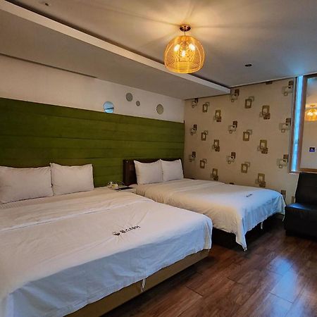 Gimhae Business Hotel K Exterior foto