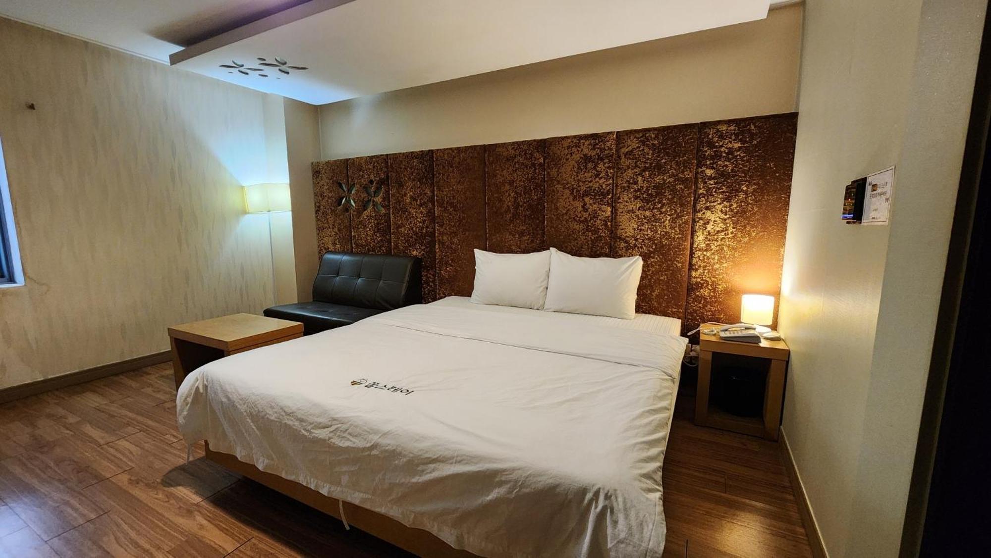 Gimhae Business Hotel K Exterior foto