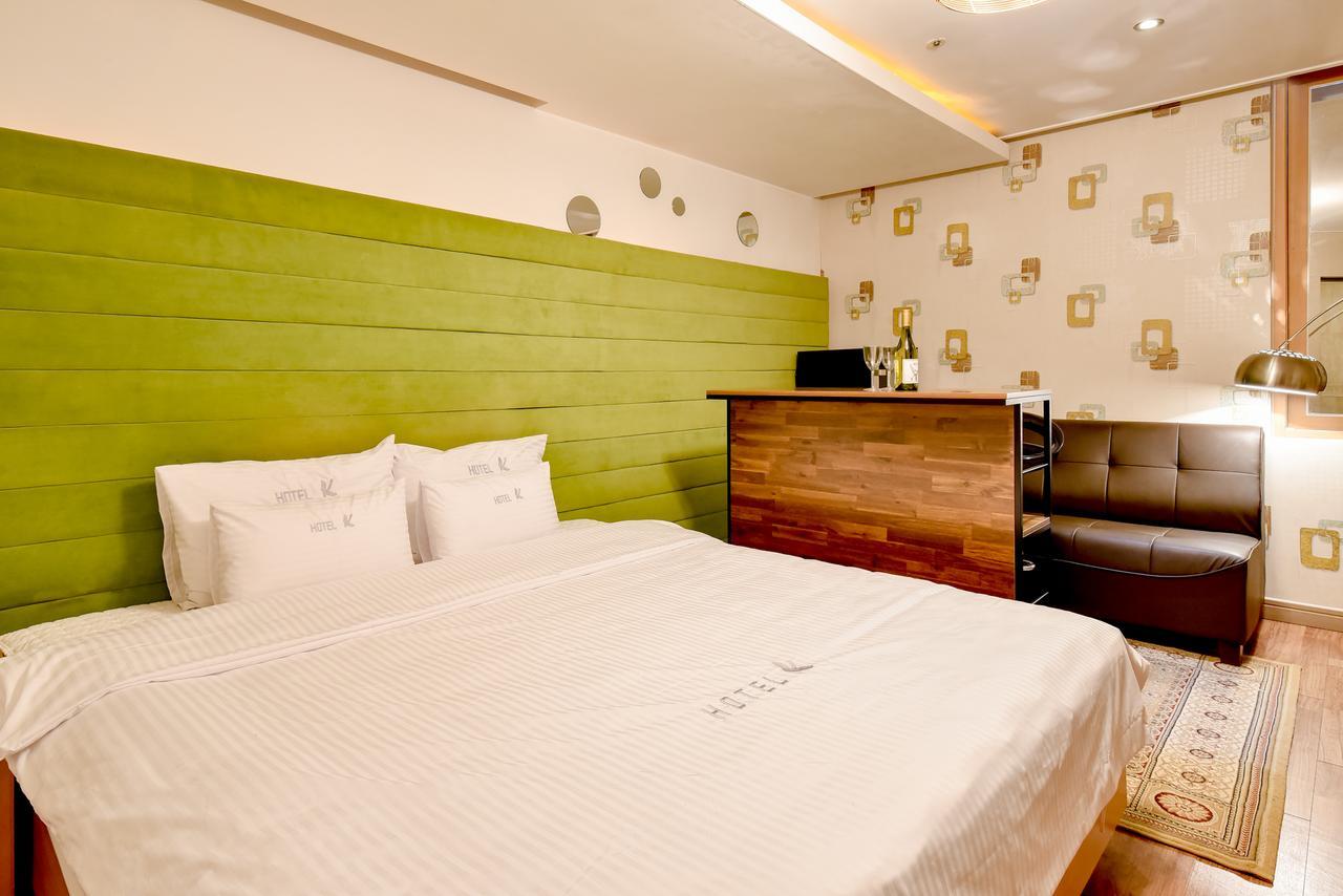 Gimhae Business Hotel K Exterior foto